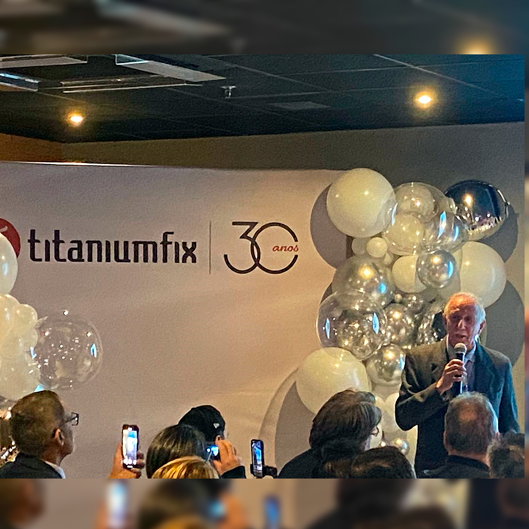 Foto TitaniumFIX001