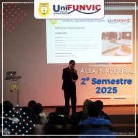 Aula Inaugural do Segundo Bimestre no UniFUNVIC é marcada por entrega de Bíblias e palestra inspiradora do Prof. Luis Otávio Palhari