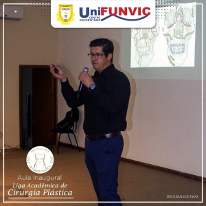 UniFUNVIC realiza Aula Inaugural da Liga Acadêmica de Cirurgia Plástica com especialista da área.